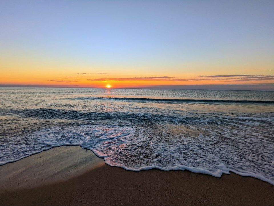 Sonnenaufgang über dem Schwarzen Meer, vom Balkon der Ferienwohnung aus gesehen